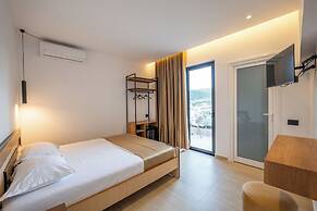 Hotel ENAD