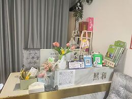 Xihe Light Luxury Self-service Apartment