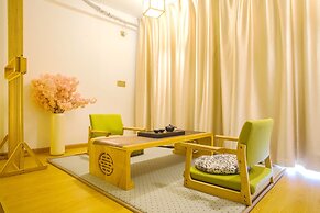 Xihe Light Luxury Self-service Apartment