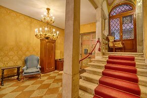 PALAZZO MALIPIERO TREVISAN - LE TRE DIMORE D'EPOCA