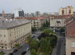 Zagreb Downtown Luxury Stay – 5th Element