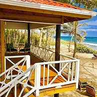 Turtle Beach Sanctuary Utila