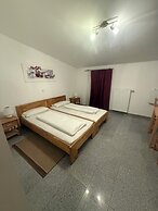 Attika Hotel
