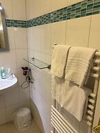 Attika Hotel