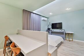 Sloth Hotel Busan Seomyeon