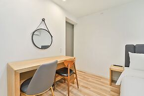 Sloth Hotel Busan Seomyeon