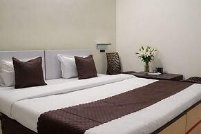 Hotel Moon Year
