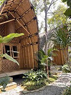 C Family Hotel