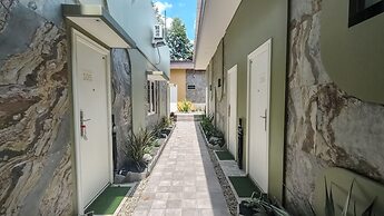 C Family Hotel