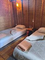 C Family Hotel