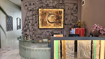 C Family Hotel