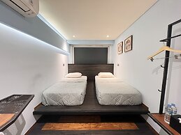 C Family Hotel