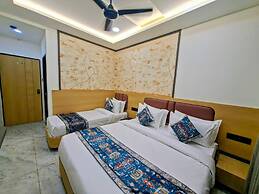 Hotel Matrushree - Near Shree Dwarkadhish Temple