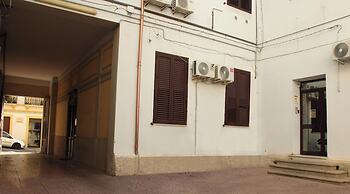 viki house
