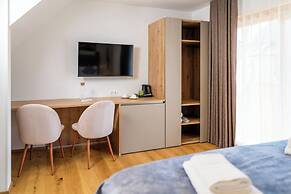 Landhouse Bled