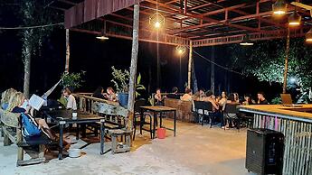 Koh Rong Lagoon Bar And Restaurant