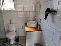 Moxwini Self Catering Apartments