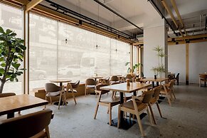 Stage Well Hotel