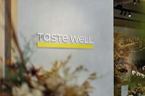 Stage Well Hotel