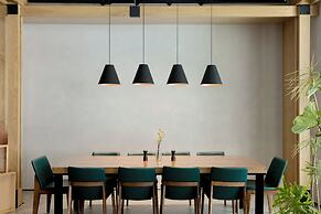 Stage Well Hotel