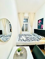 Affordable 5BR Apartment Atzgersdorf