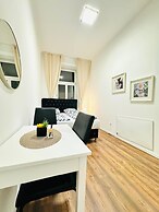 Affordable 5BR Apartment Atzgersdorf