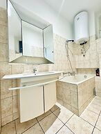 Affordable 5BR Apartment Atzgersdorf