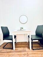 Affordable 5BR Apartment Atzgersdorf