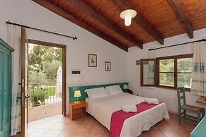 Residence with swimming pool near Alghero