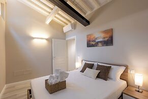 Orsini 98 Apartments by Mamo Florence