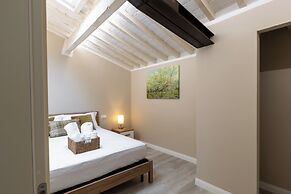 Orsini 98 Apartments by Mamo Florence