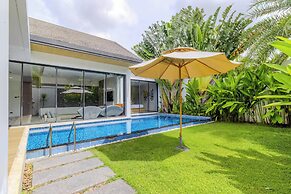 Great for Relaxing with Pool V259