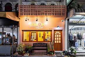 Sweett Lemon Hostel