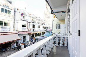 Sweett Lemon Hostel