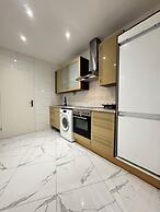 Cozy 4BR Apartment Near Kaufpark