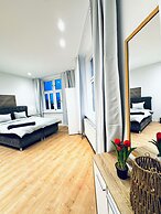 Cozy 4BR Apartment Near Kaufpark