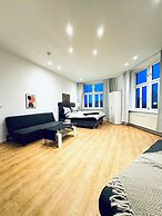 Cozy 4BR Apartment Near Kaufpark