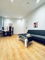 Cozy 4BR Apartment Near Kaufpark