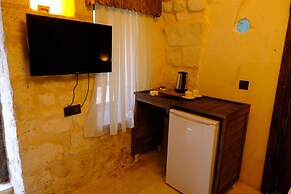 SUMATRA OTEL