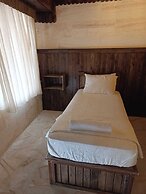 SUMATRA OTEL