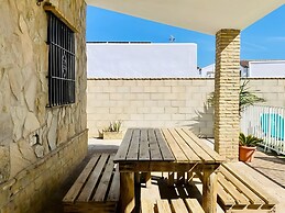 Amplio Chalet con Piscina
