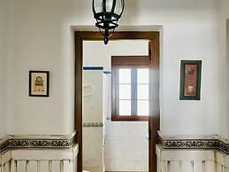 Amplio Chalet con Piscina