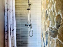 Amplio Chalet con Piscina