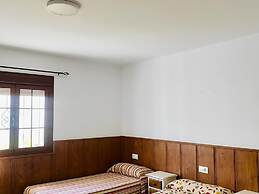 Amplio Chalet con Piscina