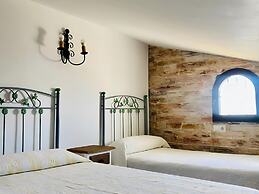 Amplio Chalet con Piscina