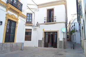 apartamentos plazuela arco el portillo