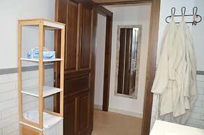 apartamentos plazuela arco el portillo