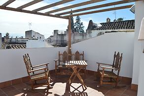 apartamentos plazuela arco el portillo