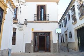 apartamentos plazuela arco el portillo
