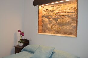 apartamentos plazuela arco el portillo